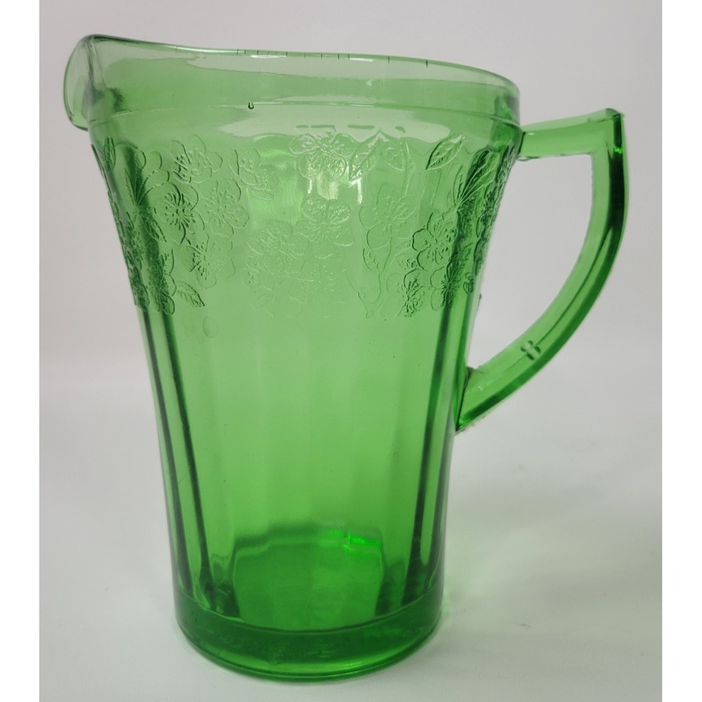 Vintage Jeannette Depression Glass Green Cherry Blossom 42oz Pitcher‎ Glows 7"